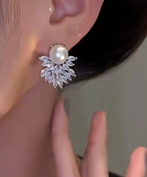 DIY White Sterling Silver Alloy Zircon Pearl Stud Earrings For Cheap - Image 4